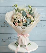 Букет цветов из:  Розы и Лизиантусы #REPLACE_PRED# Азово