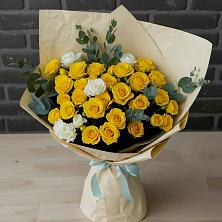 Букет цветов из:  Розы в Азово