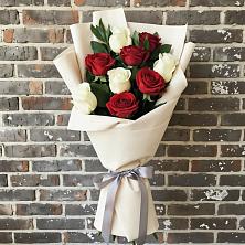 Букет цветов из:  Розы в Азово