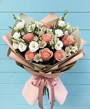 Букет цветов из:  Розы, Альстромерии и Лизиантусы в Азово
