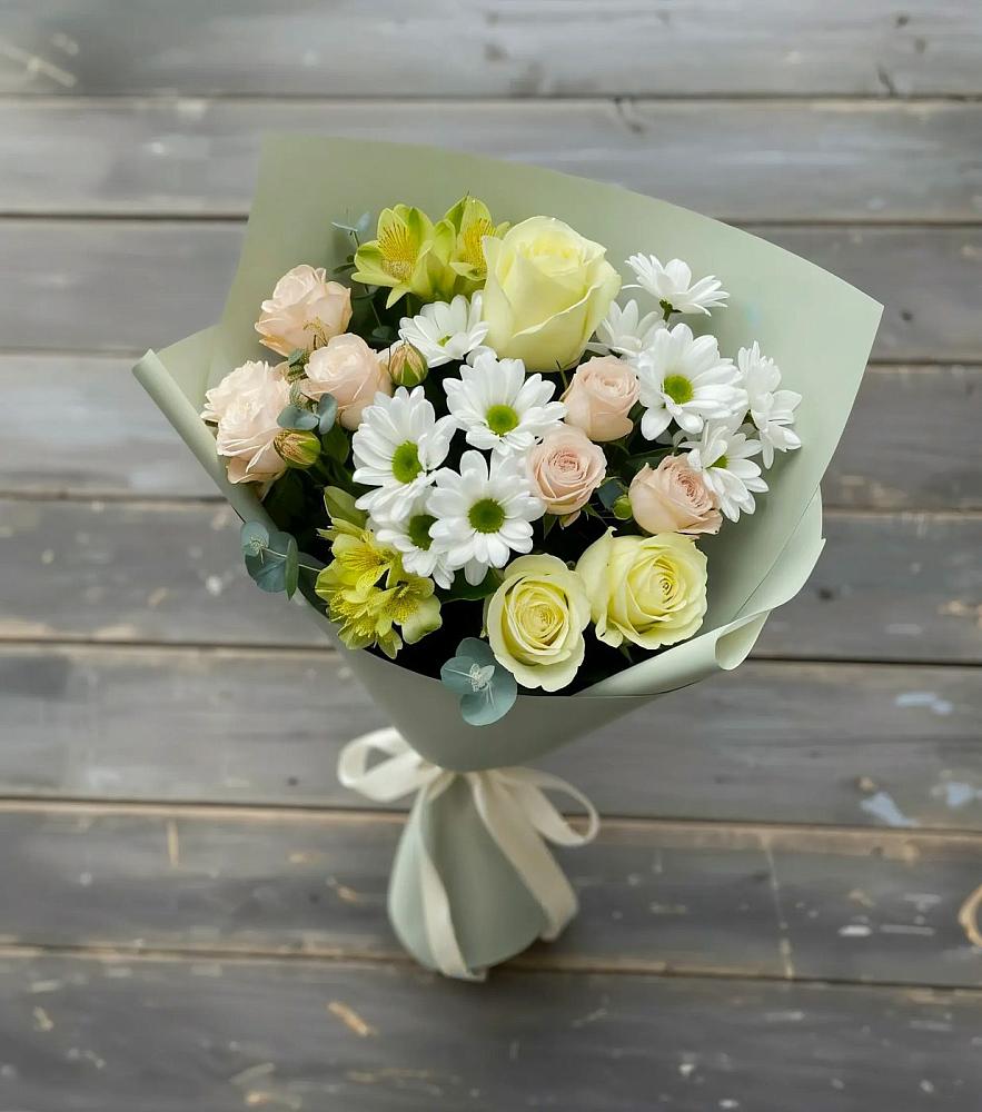 Букет цветов из: Альстромерии, Розы и Хризантемы в Азово
