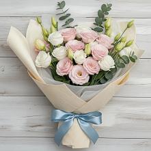 Букет цветов из:  Лизиантусы #REPLACE_PRED# Азово