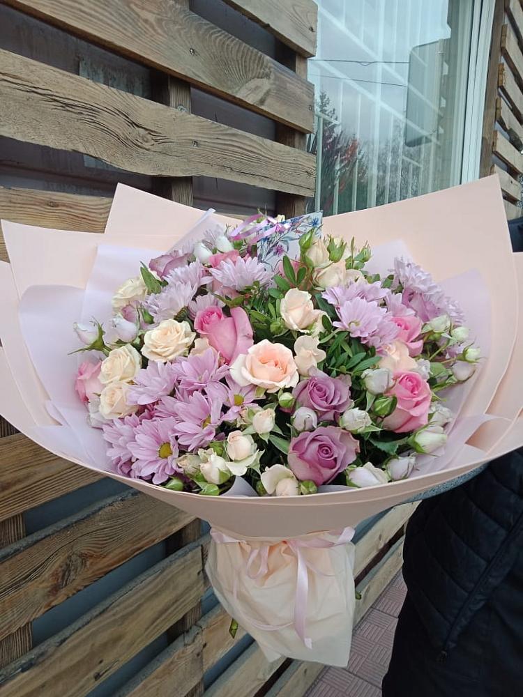 Букет цветов из: Розы и Хризантемы в Азово