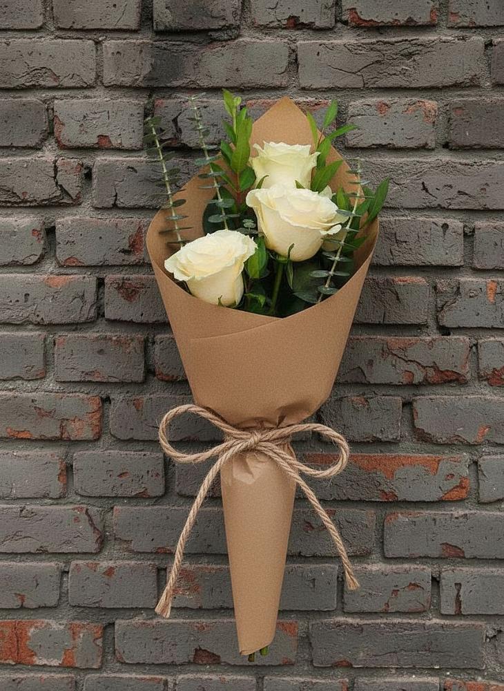 Букет цветов из: Розы в Азово