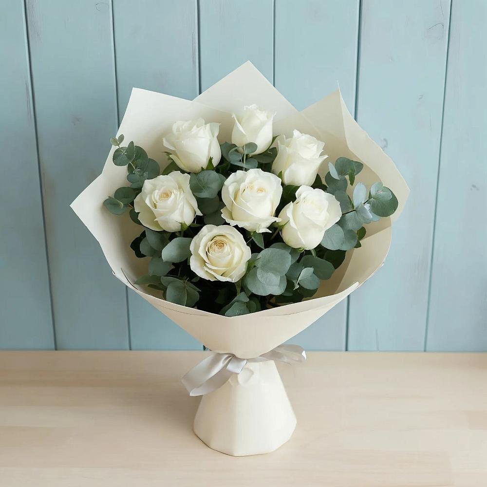 Букет Белые розы в Эвкалипте в Азово