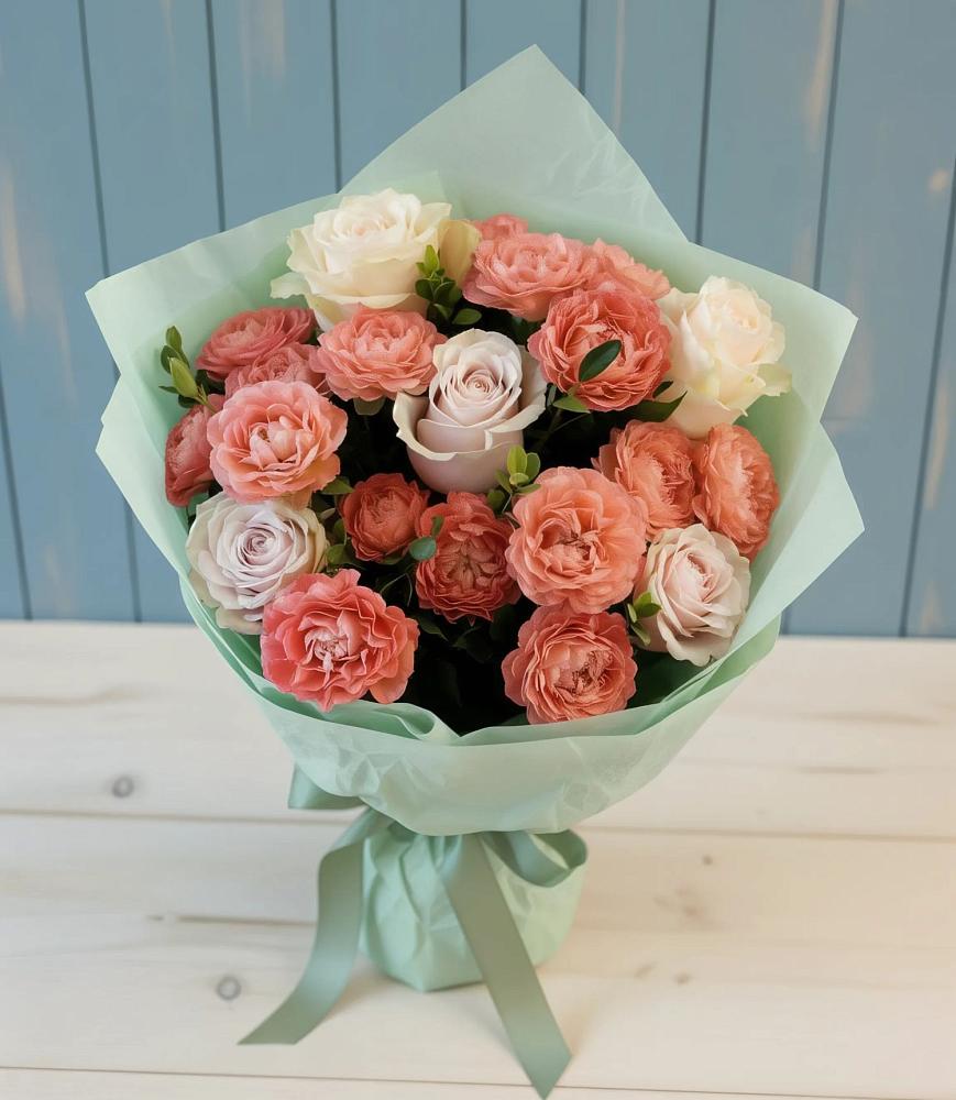 Букет цветов из: Розы в Азово