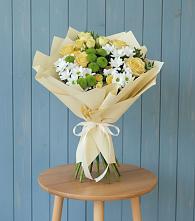 Букет цветов из:  Хризантемы и Розы в Азово