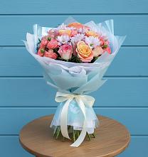 Букет цветов из:  Хризантемы и Розы в Азово