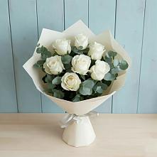 Букет Белые розы в Эвкалипте в Азово