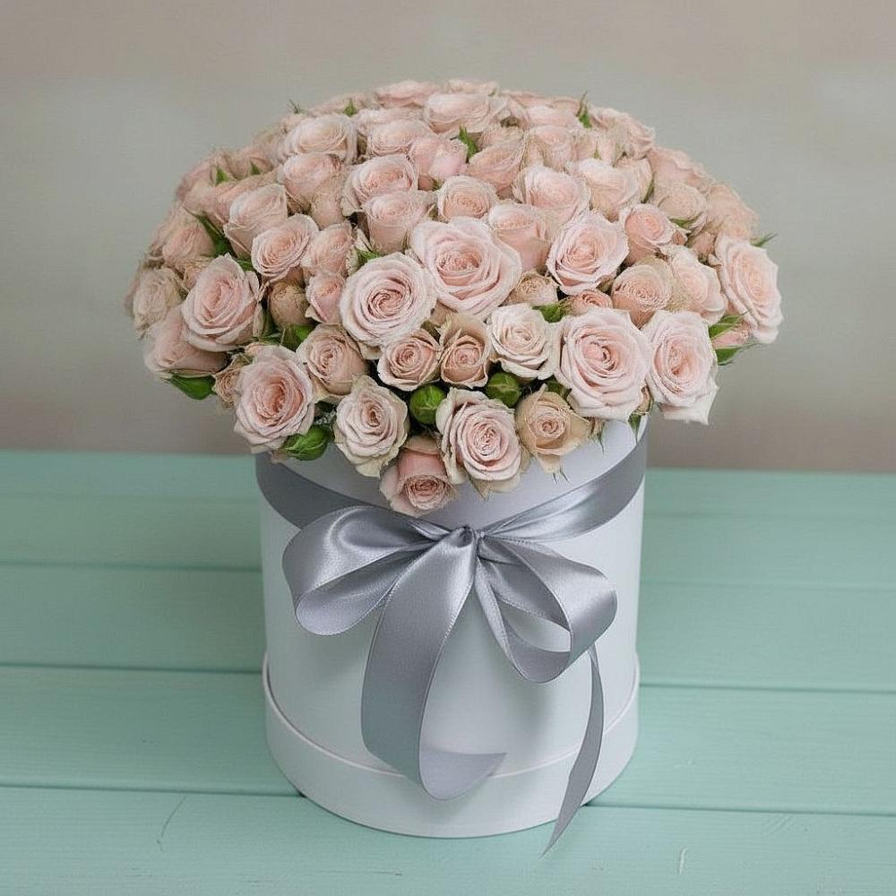 Цветочная композиция из Розы в шляпной коробке в Азово